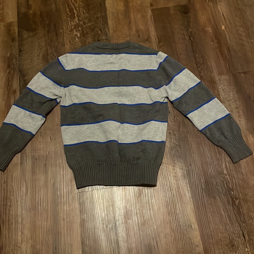 Sweater - Picture 2 of 2